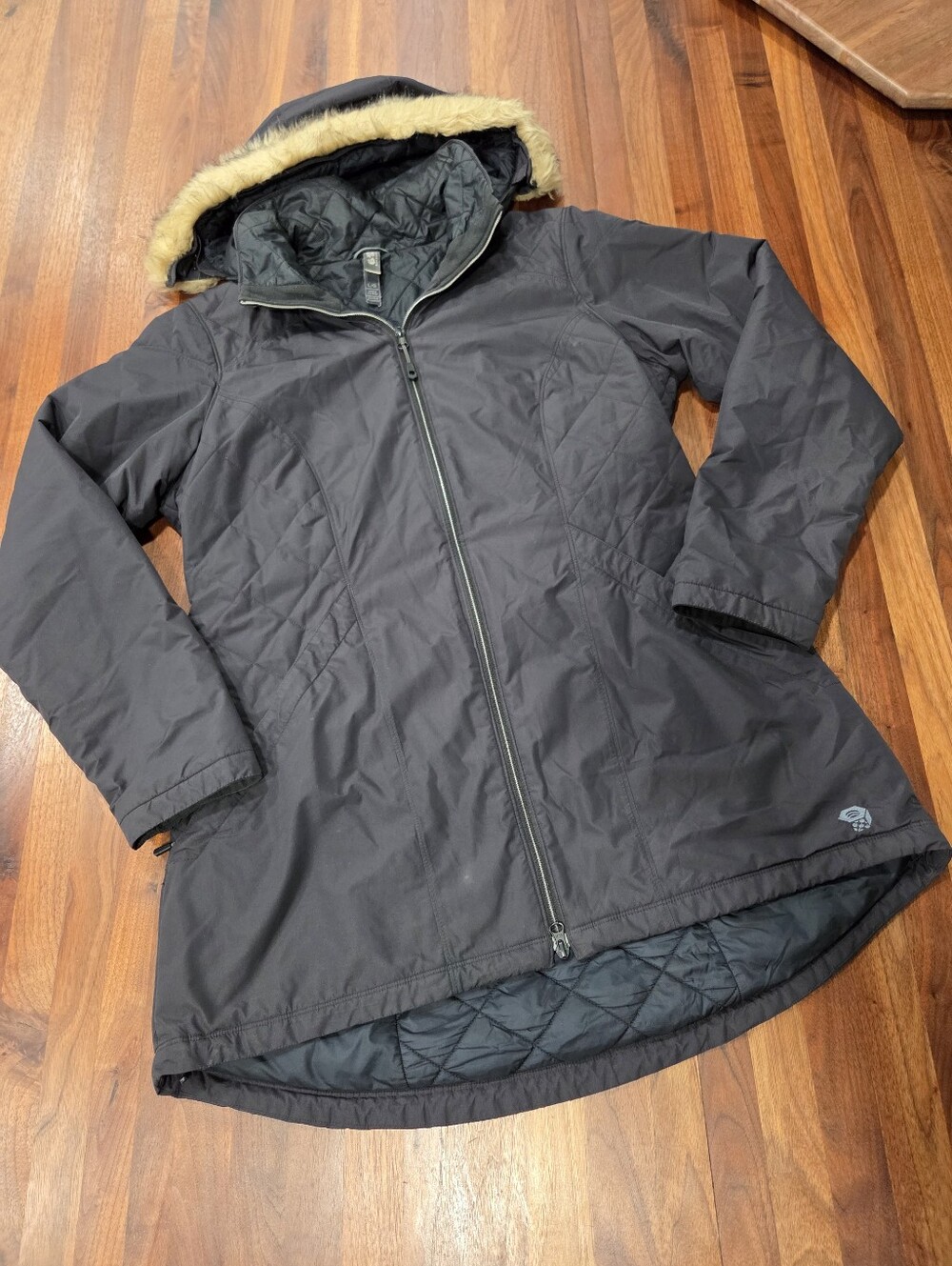Mountain Hardware Women’s Potrero Insulated Parka Airshield 120G Insulation LG
